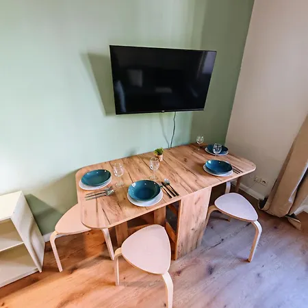 Flat In Zizkov -102- Apartment Prague Exterior photo